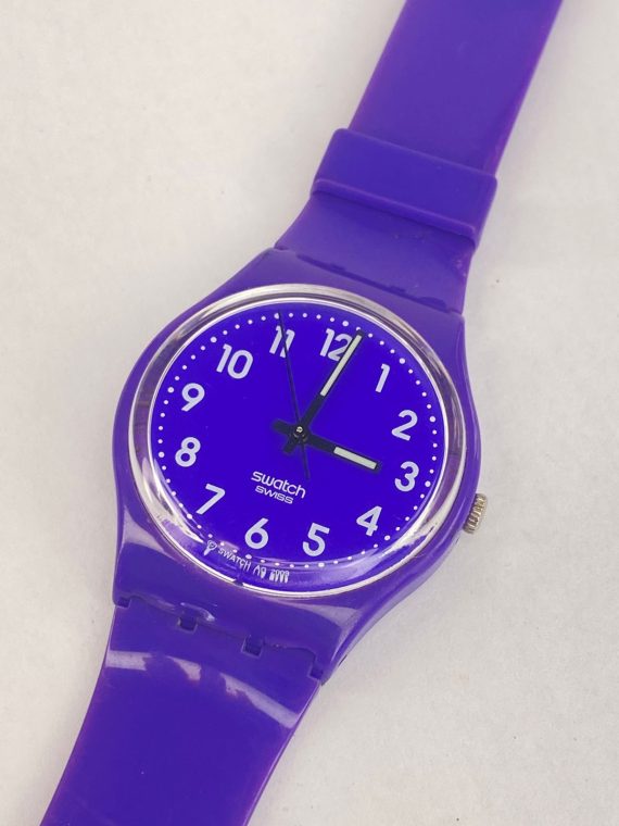 Swatch Mirar GV121 Morado Vibrante 34mm - Imagen 2