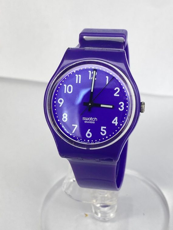 Swatch Mirar GV121 Morado Vibrante 34mm
