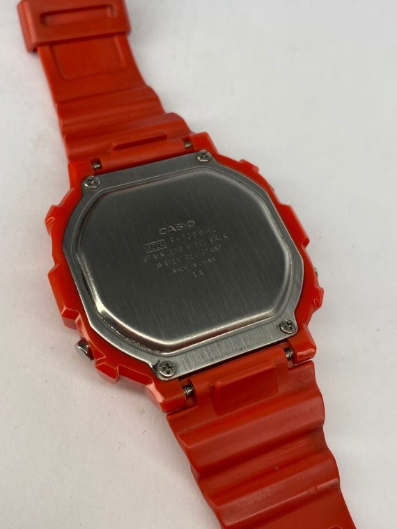 Casio F-108WHC: Un Clásico Moderno y Deportivo 43mm - Imagen 3